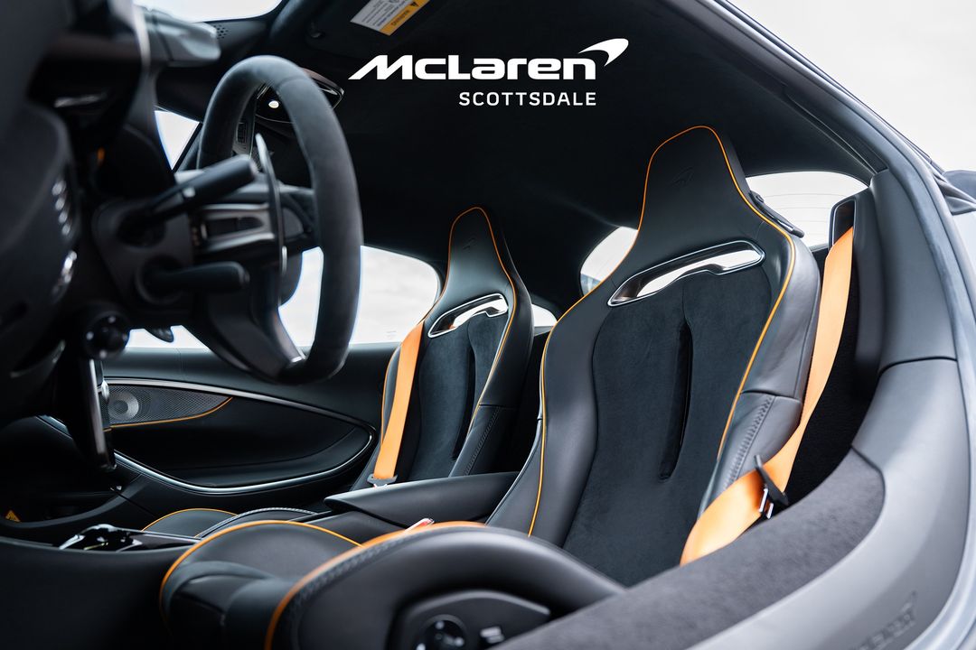2023 MCLAREN ARTURA