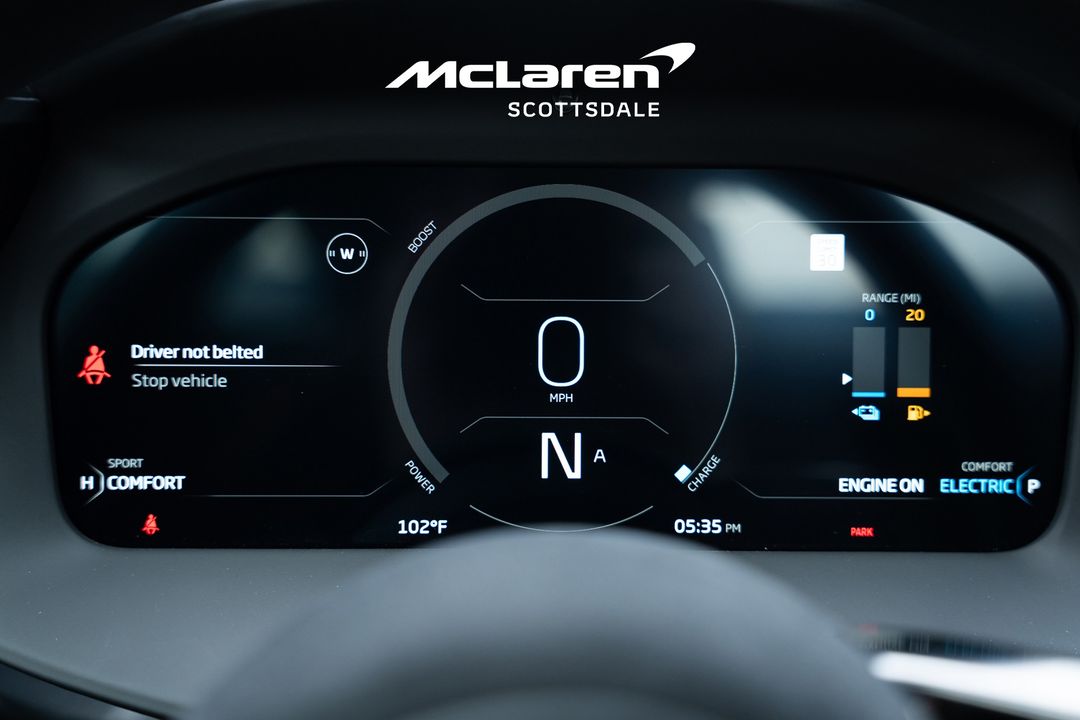 2023 MCLAREN ARTURA