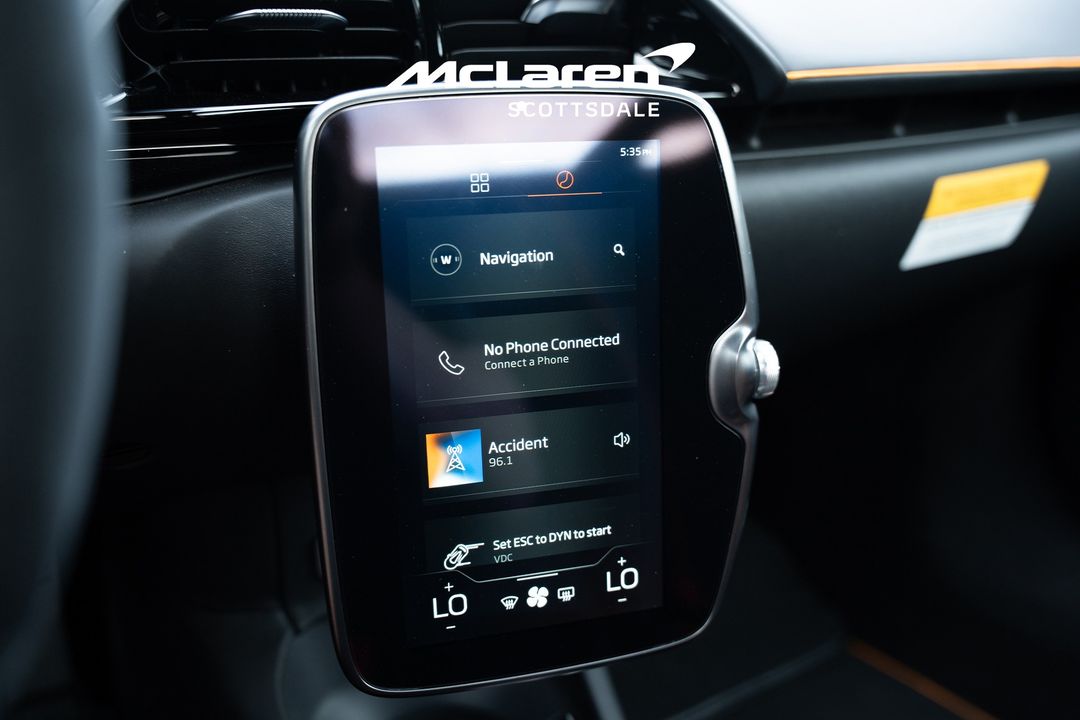 2023 MCLAREN ARTURA