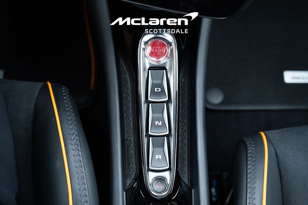 2023 MCLAREN ARTURA