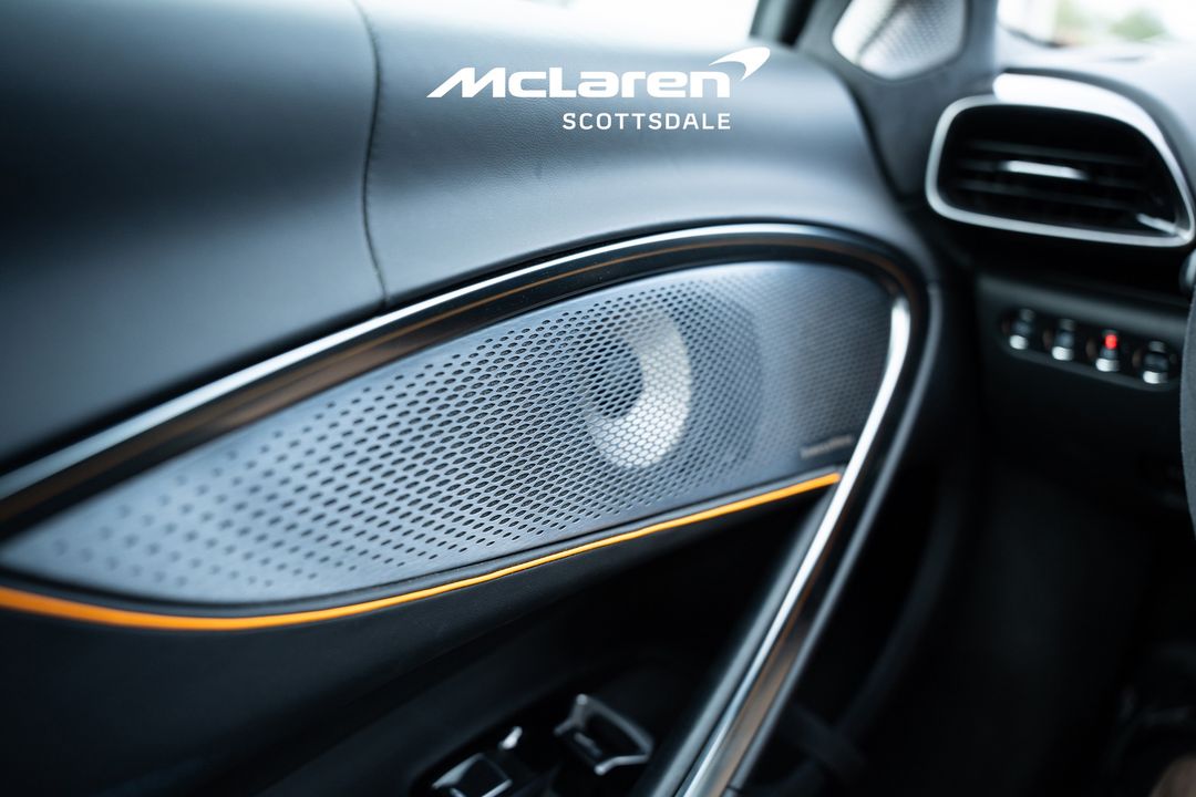 2023 MCLAREN ARTURA