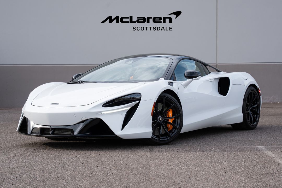 2023 MCLAREN ARTURA