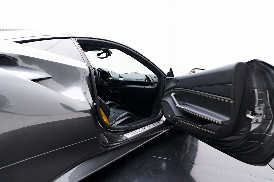 2016 Ferrari 488 GTB