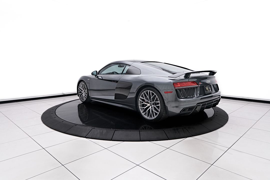 2017 Audi R8
