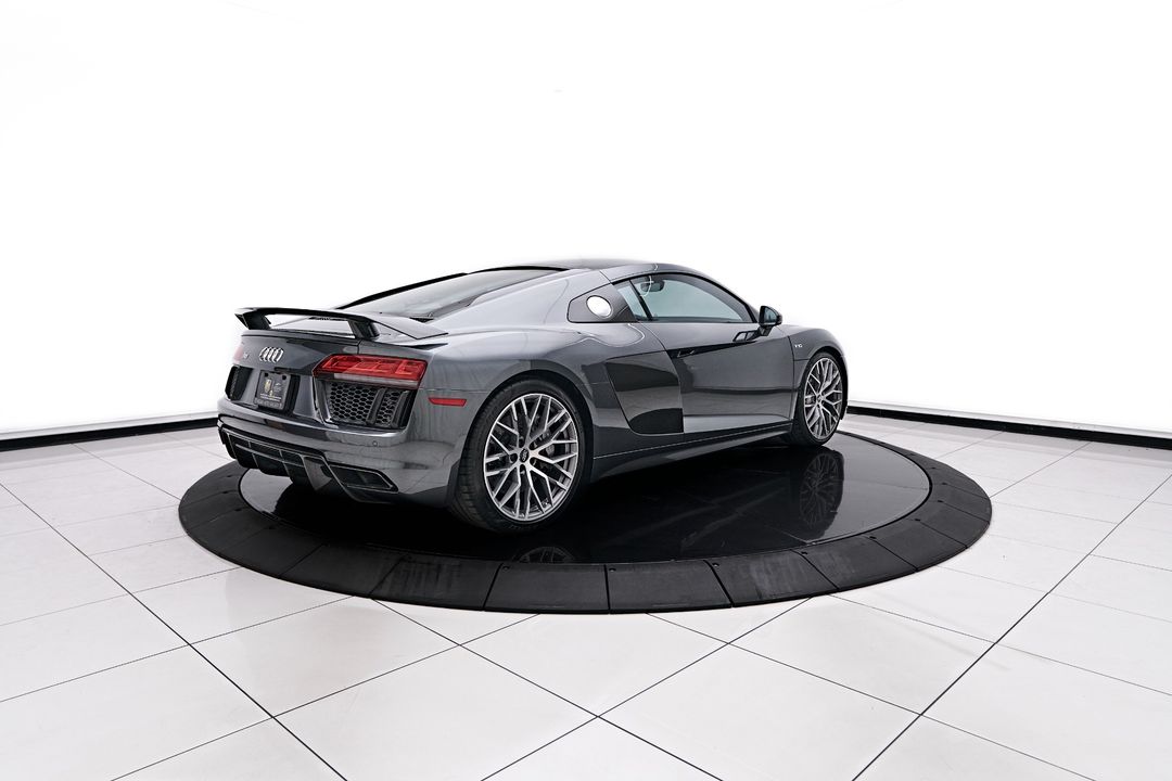 2017 Audi R8