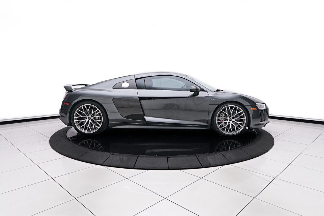 2017 Audi R8
