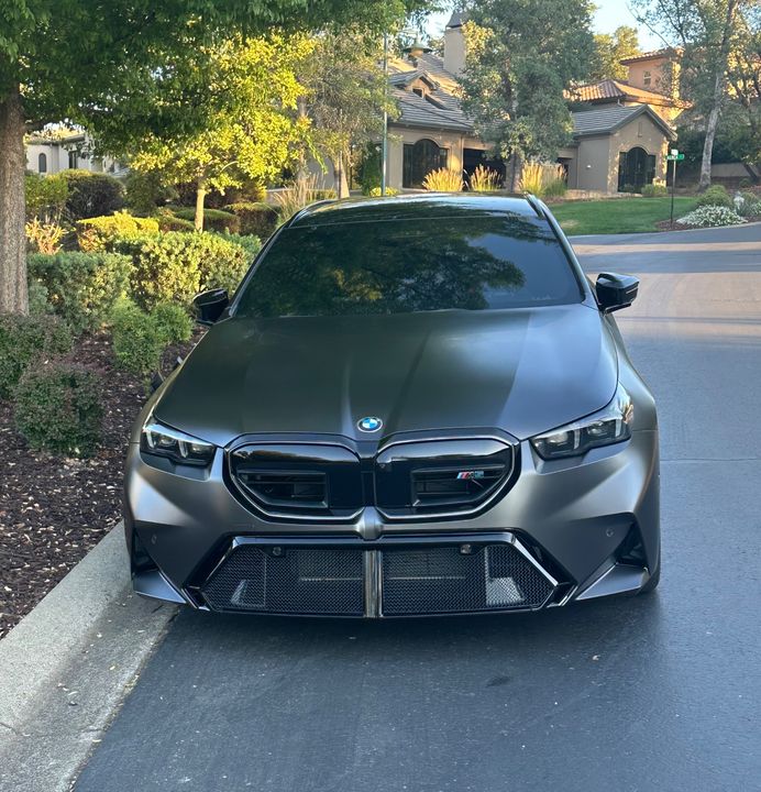 2025 BMW M5