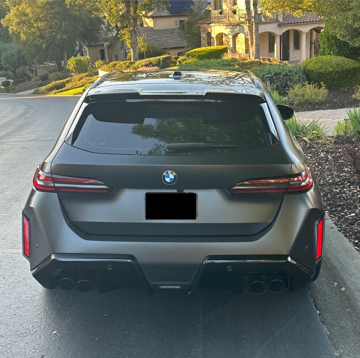 2025 BMW M5