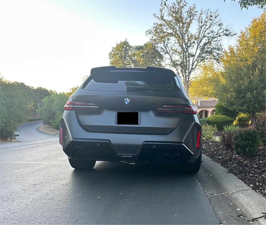 2025 BMW M5