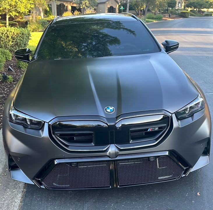 2025 BMW M5