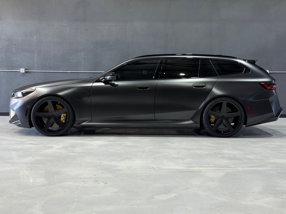 2025 BMW M5