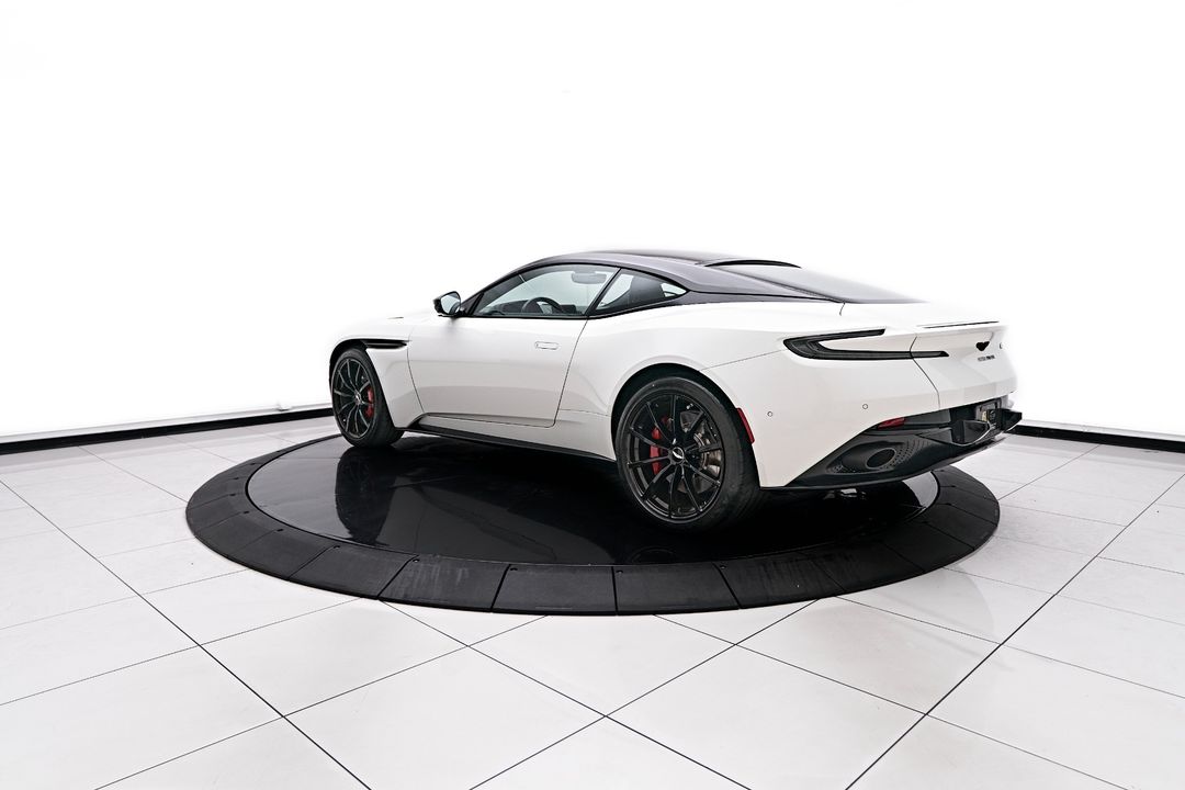 2020 Aston Martin DB11