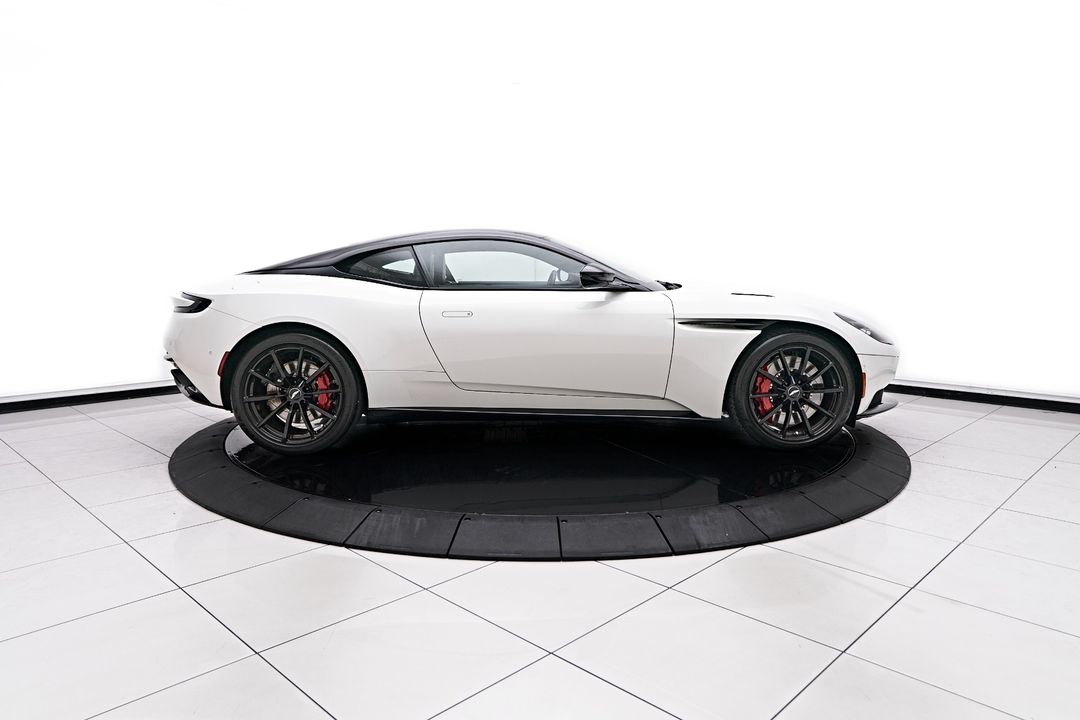 2020 Aston Martin DB11