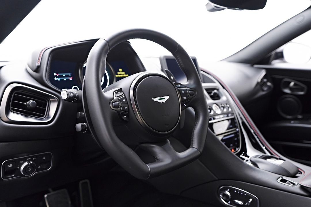 2020 Aston Martin DB11