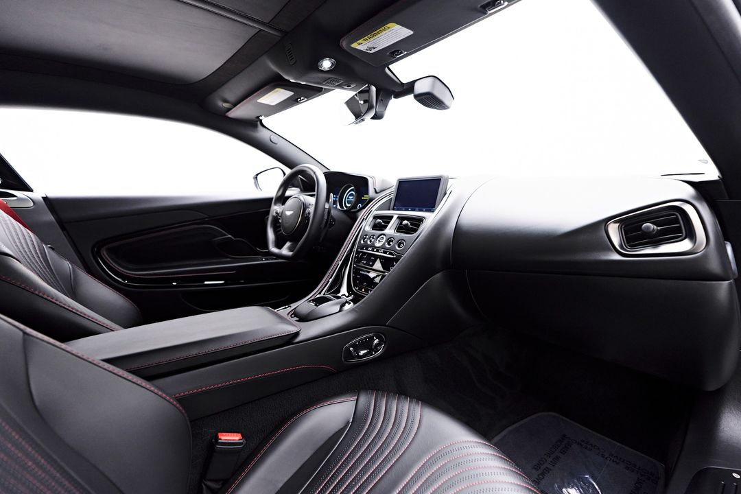 2020 Aston Martin DB11