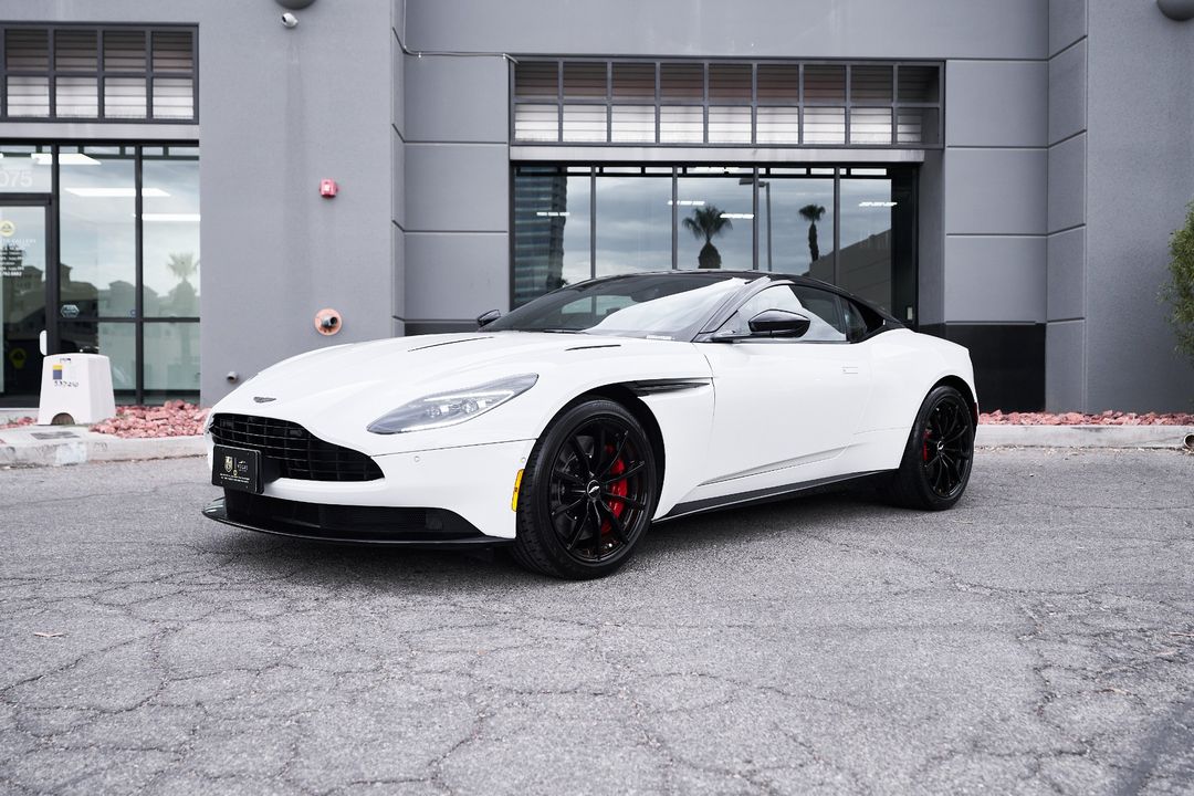 2020 Aston Martin DB11
