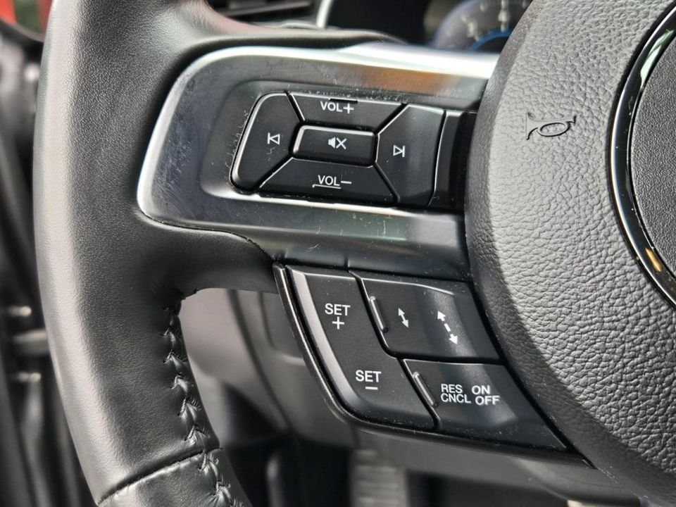 2022 Ford Mustang