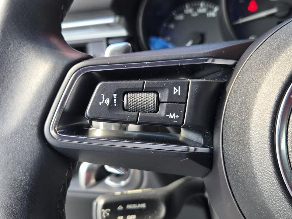 2022 Porsche Macan