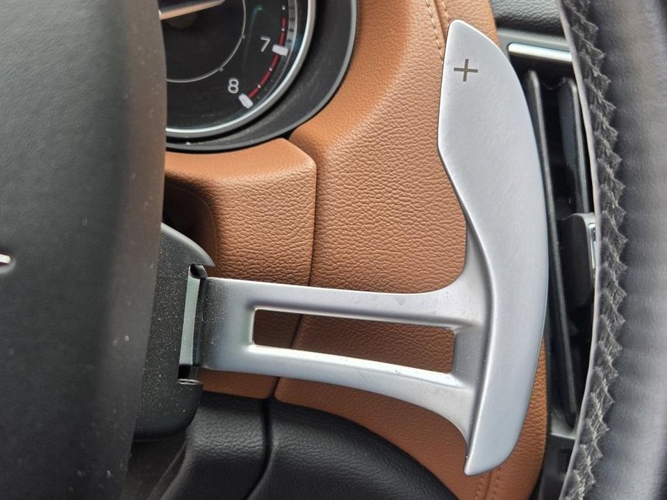 2022 Maserati Levante