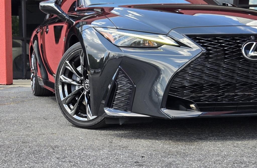 2023 Lexus IS