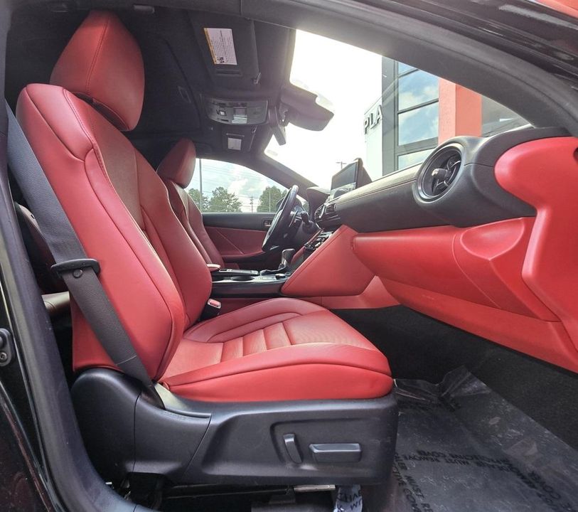 2023 Lexus IS