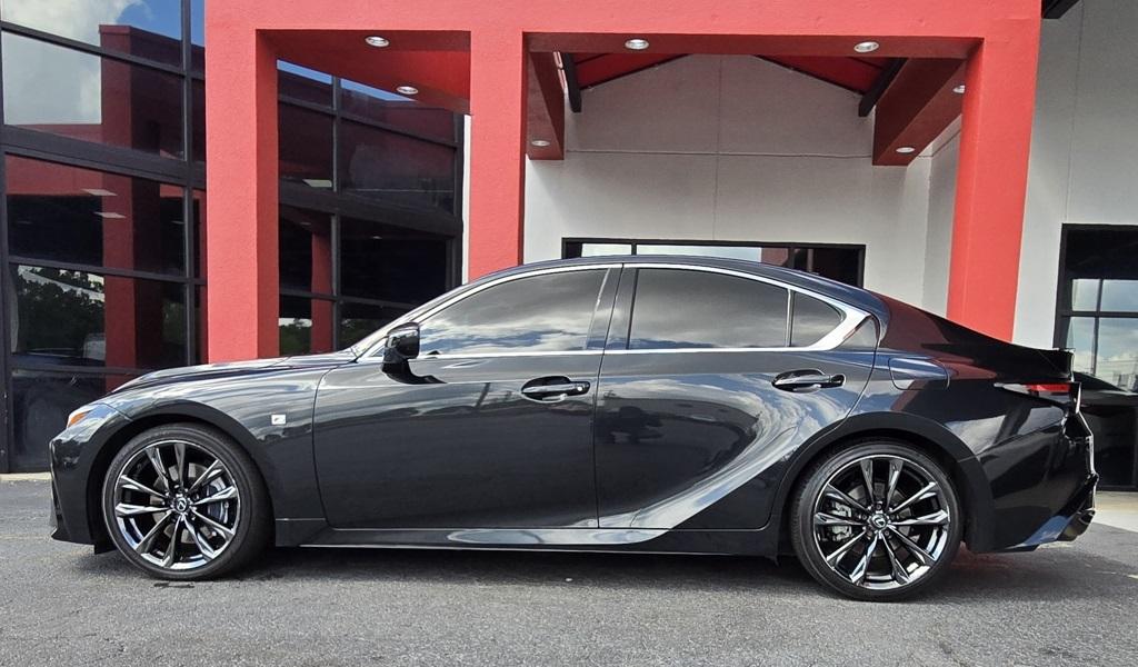 2023 Lexus IS