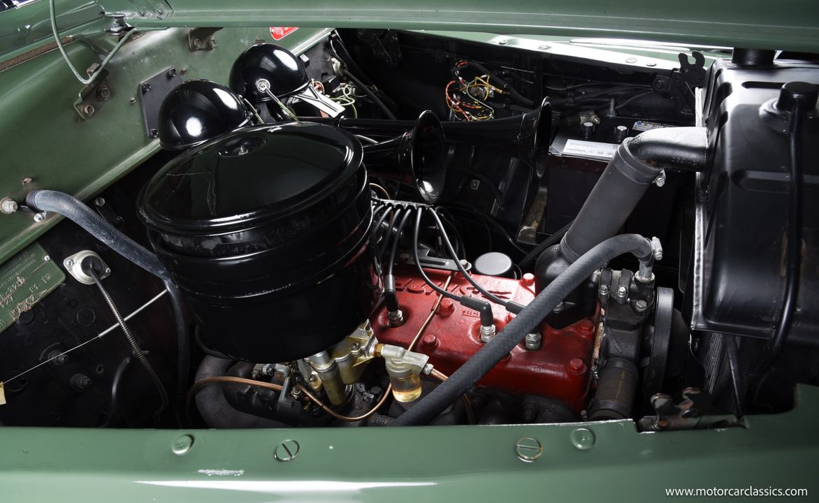 1941 Chrysler Royal Coupe