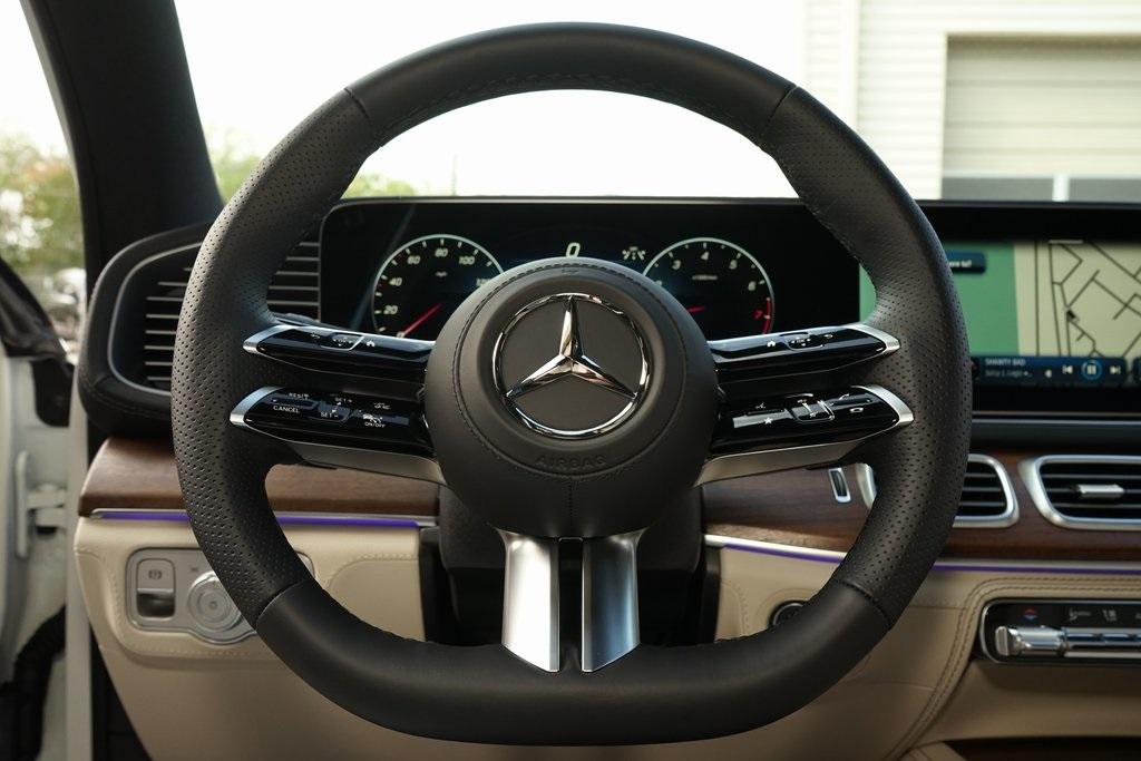 2025 Mercedes-Benz GLS