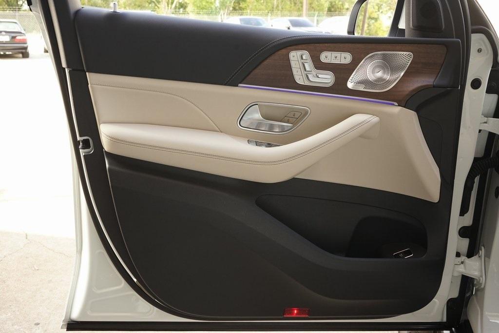 2025 Mercedes-Benz GLS