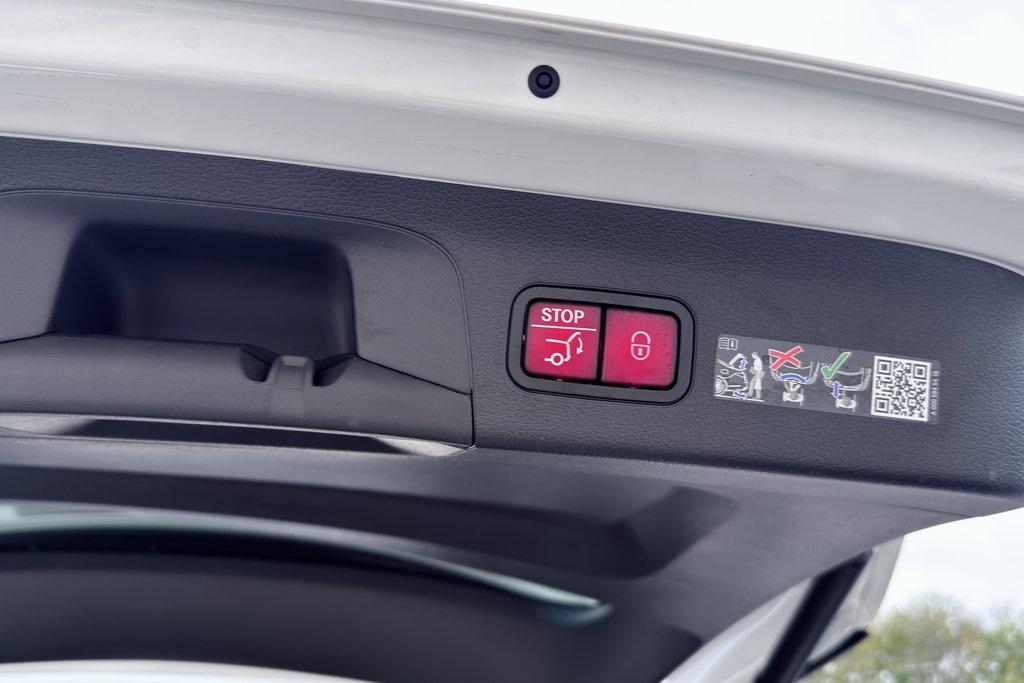 2025 Mercedes-Benz GLS