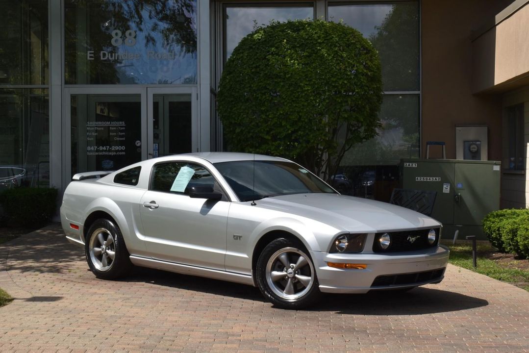 2006 Ford Mustang GT Premium Coupe 2D GT4.6L V8