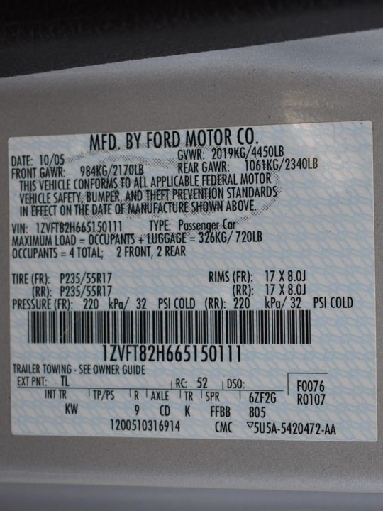2006 Ford Mustang GT Premium Coupe 2D GT4.6L V8