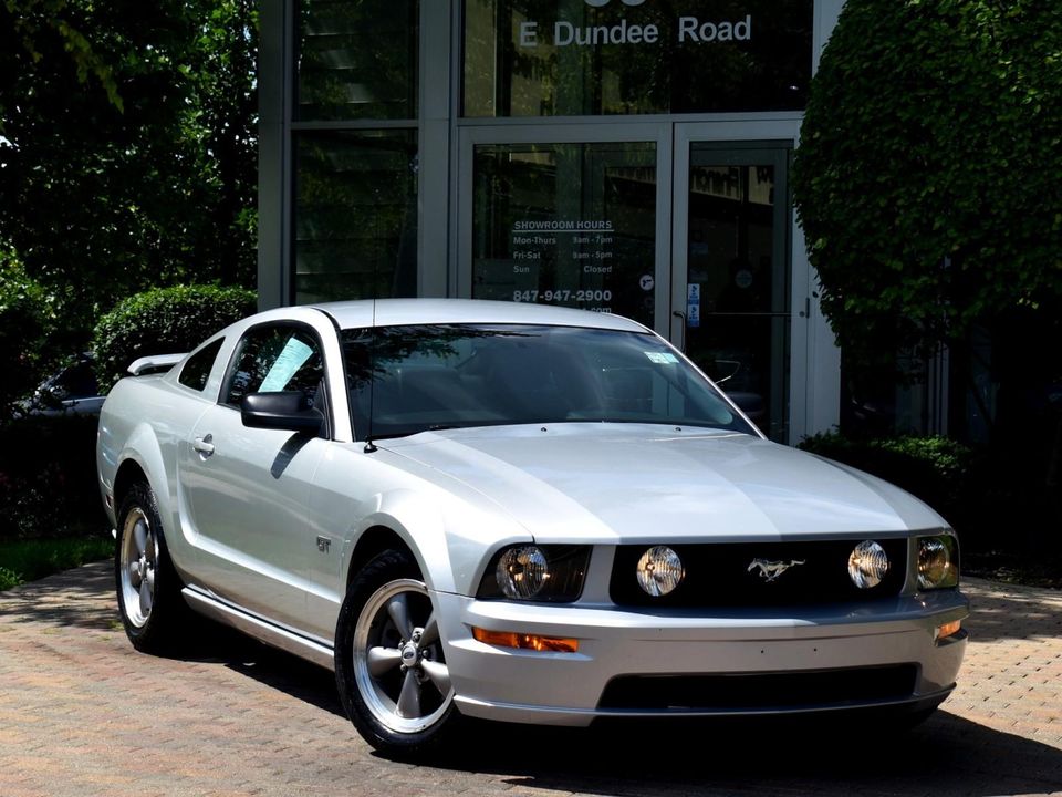 2006 Ford Mustang GT Premium Coupe 2D GT4.6L V8