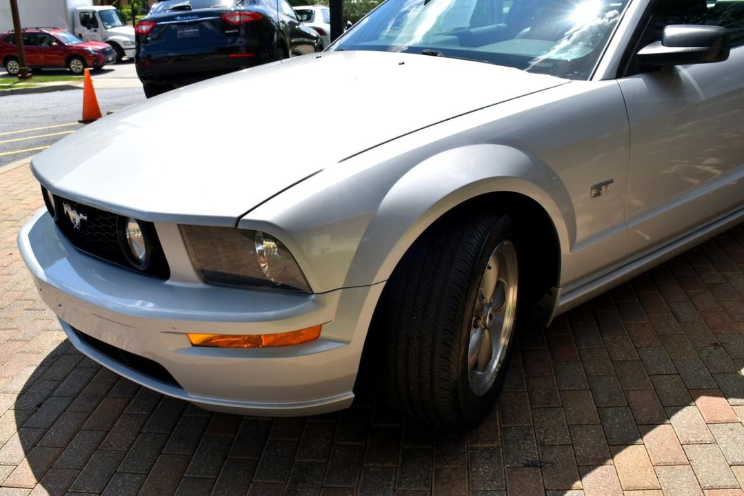 2006 Ford Mustang GT Premium Coupe 2D GT4.6L V8