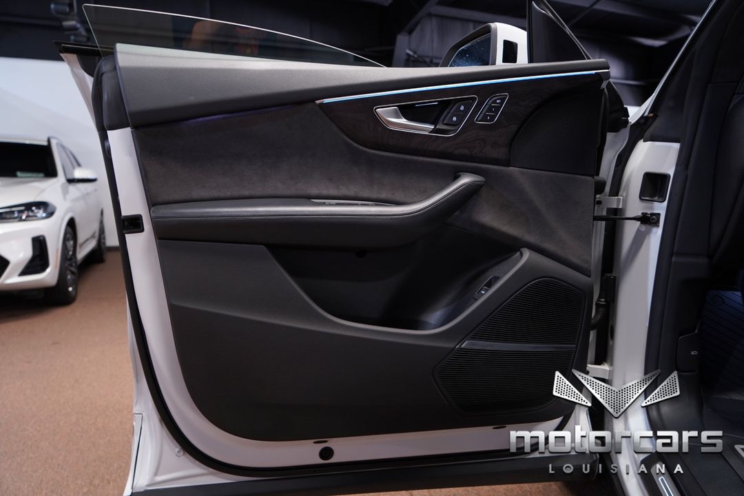 2020 Audi Q8
