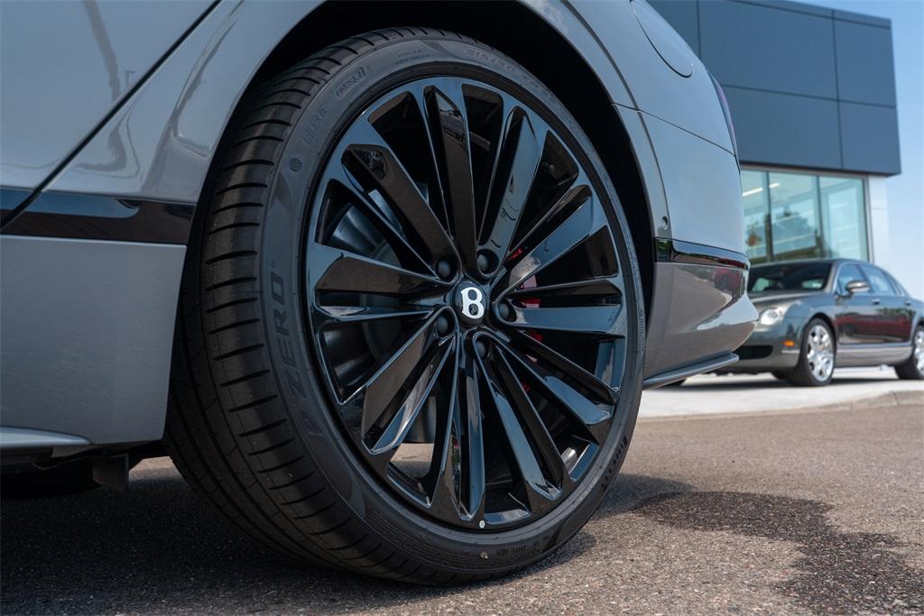 2025 Bentley Flying Spur