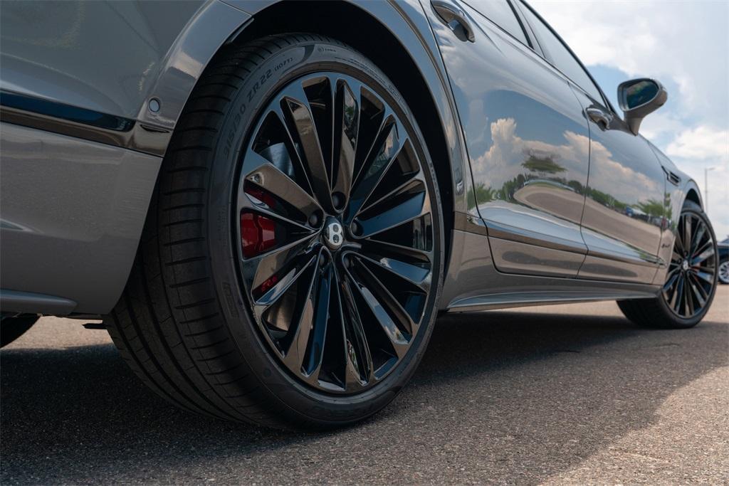 2025 Bentley Flying Spur