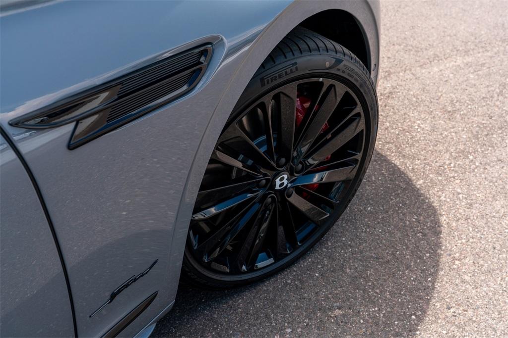 2025 Bentley Flying Spur