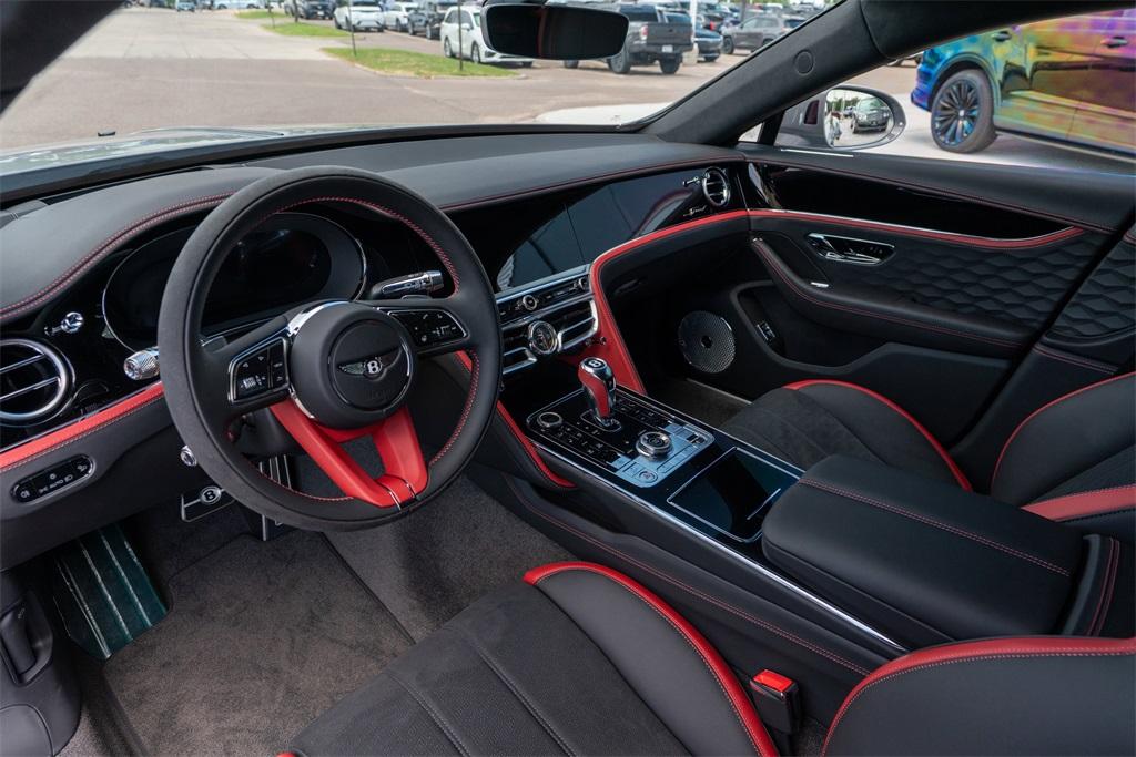 2025 Bentley Flying Spur