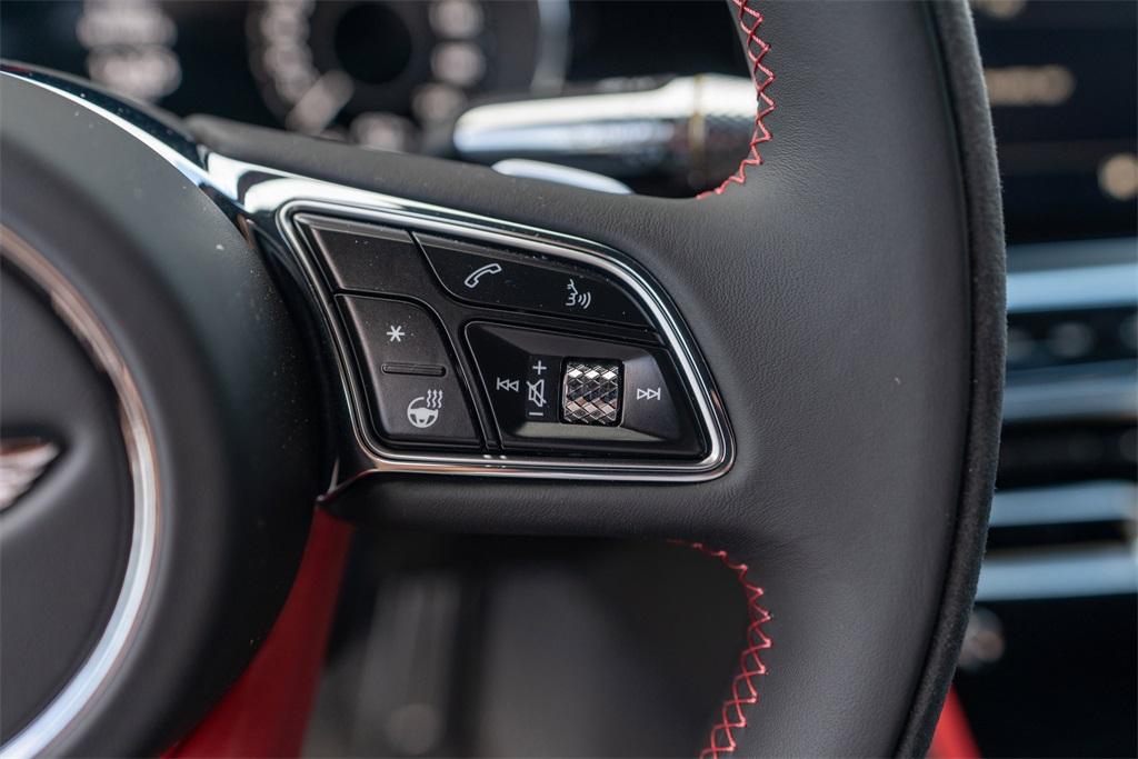 2025 Bentley Flying Spur