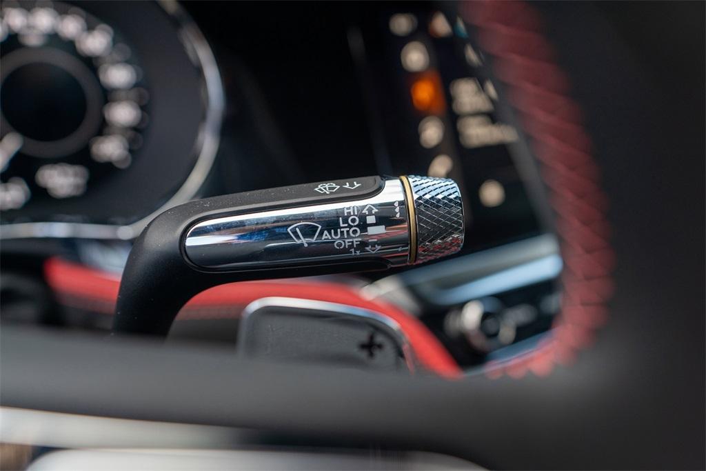 2025 Bentley Flying Spur