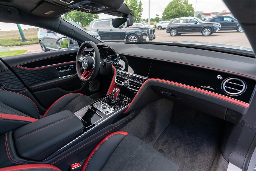 2025 Bentley Flying Spur