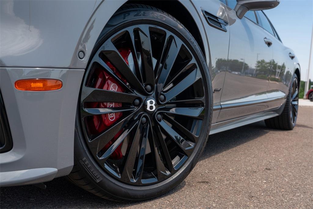 2025 Bentley Flying Spur