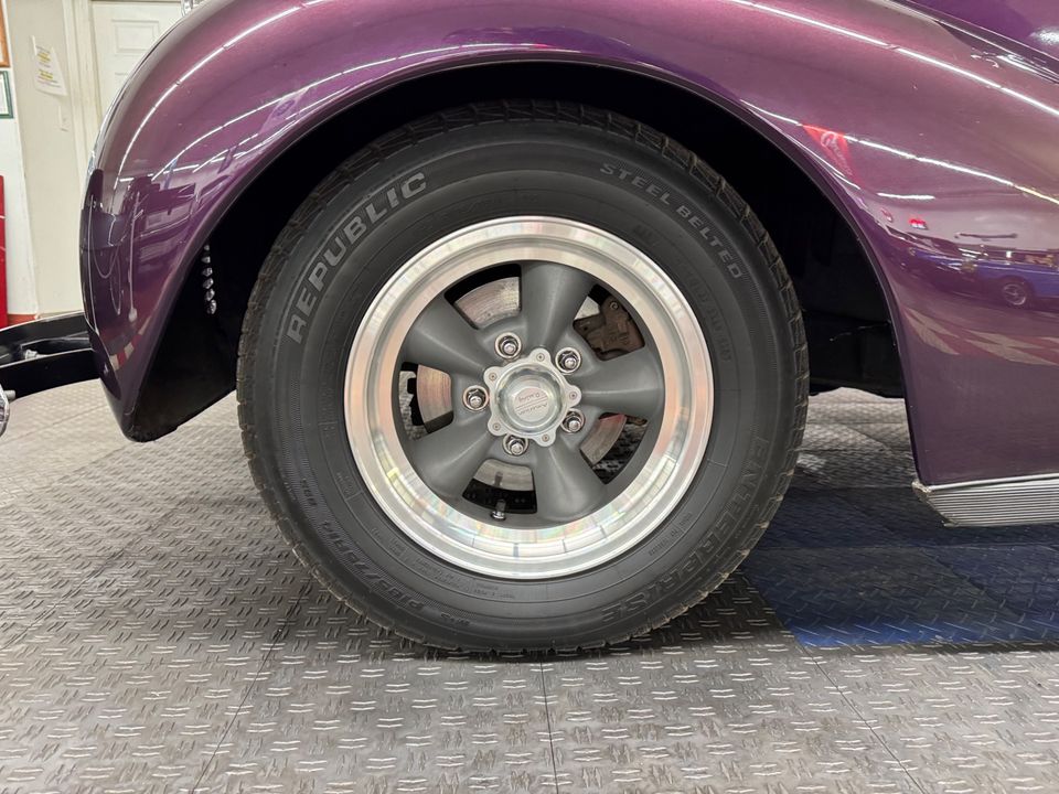 1939 Chevrolet Hot Rod / Street Rod