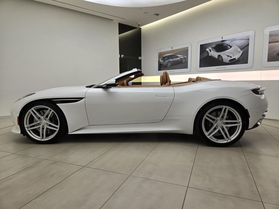 2026 Aston Martin DB12
