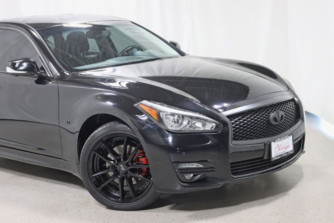 2016 INFINITI Q70