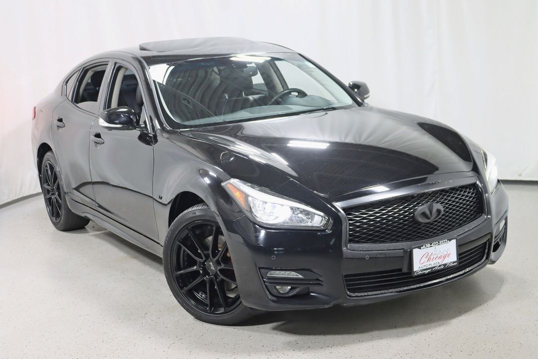 2016 INFINITI Q70