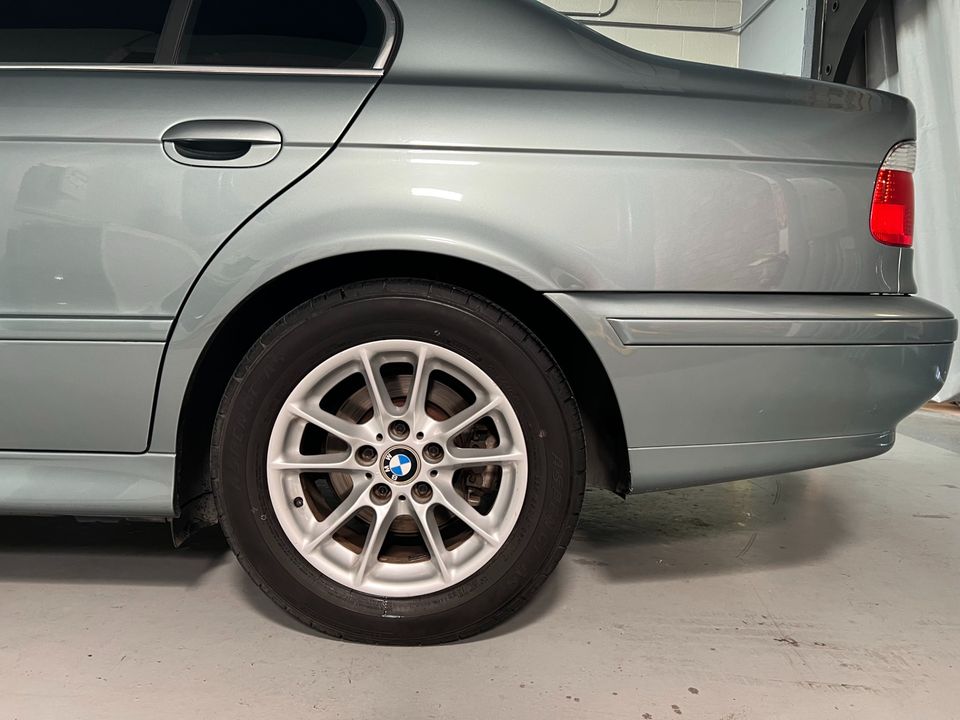 2003 BMW 5 Series