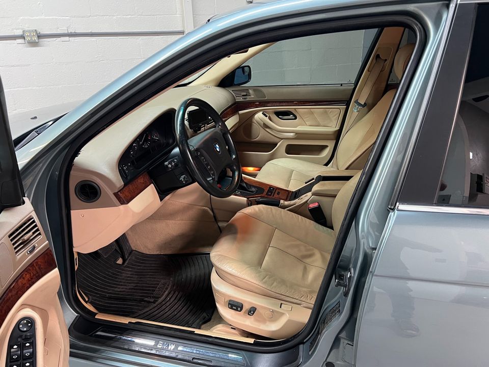2003 BMW 5 Series