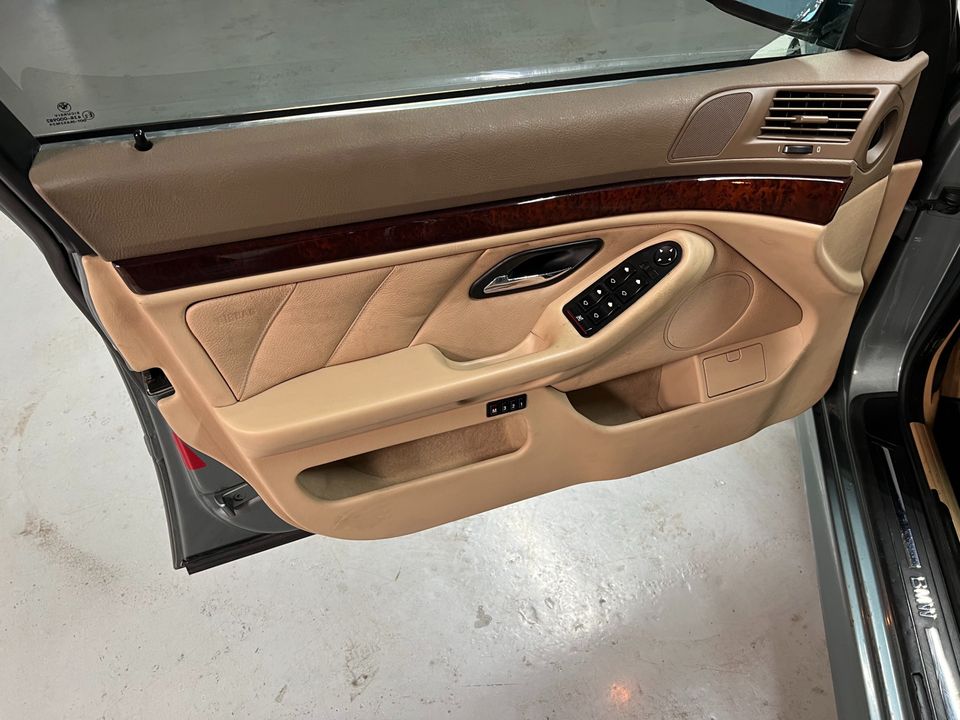 2003 BMW 5 Series